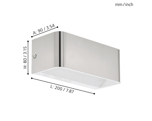 Abmessungen einer silberfarbenen Wandleuchte