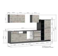 Abmessungen einer kompletten Küche mit Schränken und Arbeitsplatte