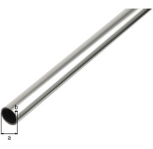 Metallrohr mit Markierungen für Durchmesser und Wandstärke
