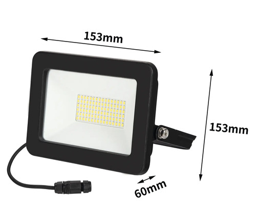 Schwarzer LED-Strahler mit den Maßen 153 mm x 153 mm x 60 mm.