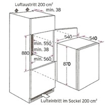Technische Zeichnung eines Einbaukühlschranks mit Maßangaben für Luftaustritt, Lufteintritt und Sockel