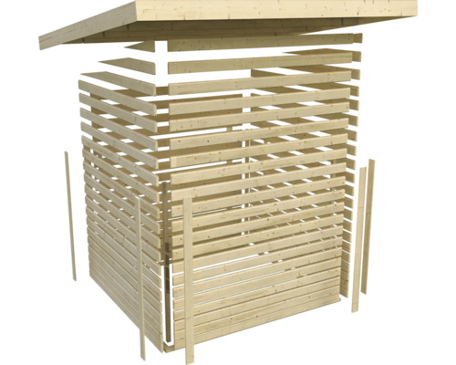 Holzkonstruktion eines Gartenhauses mit Lamellenwänden und Dach